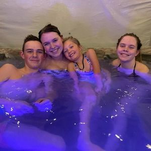 Meet your Posher, Meghan